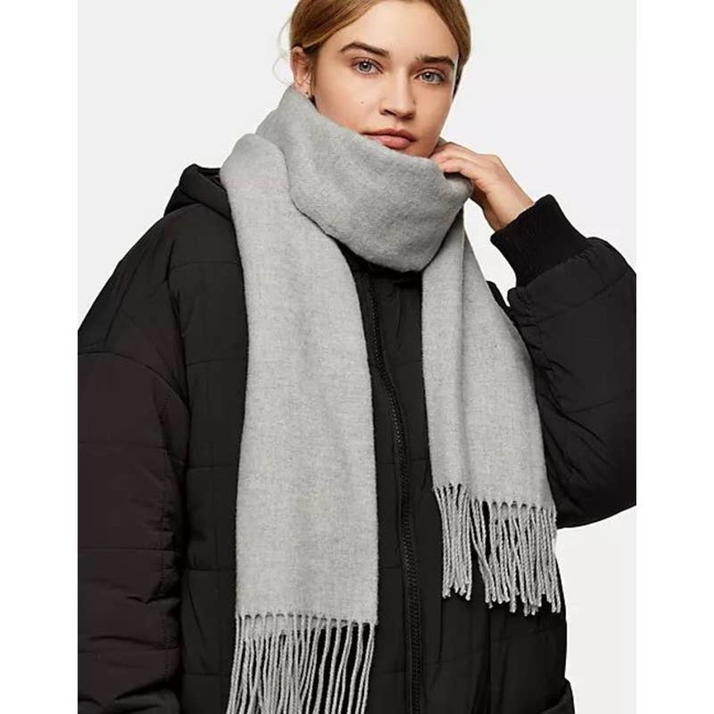 Topshop Long Fringe Ends Knit Neck Warmer Scarf Gray Women's One Size